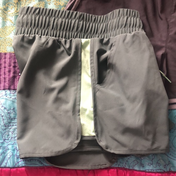 Reebok shorts - Picture 4 of 8